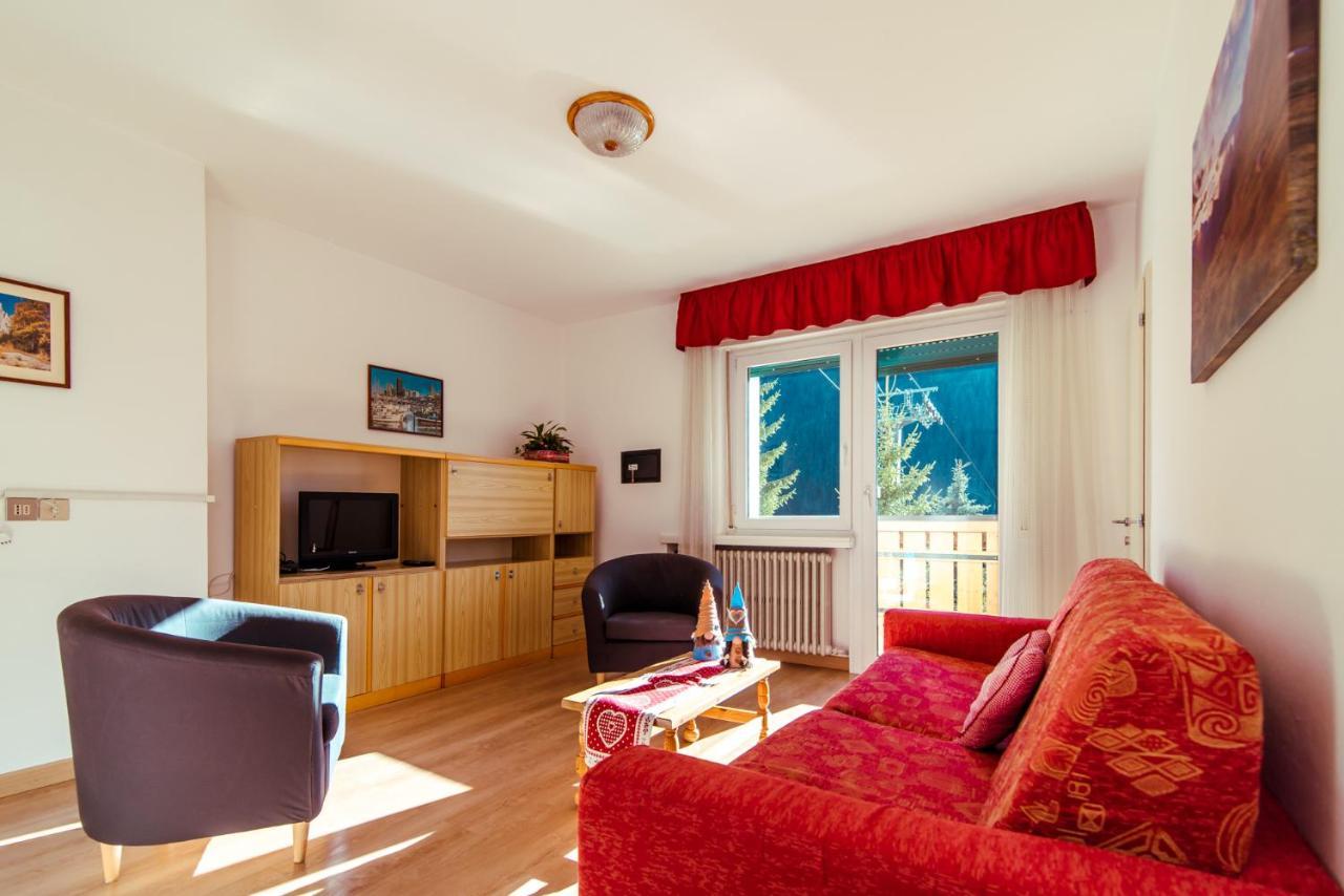 Apartament Cesa Mesdi Canazei Zewnętrze zdjęcie